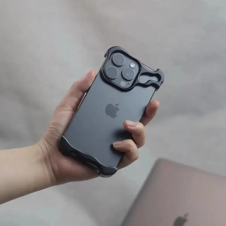 Elegant Aluminum Bumper Case